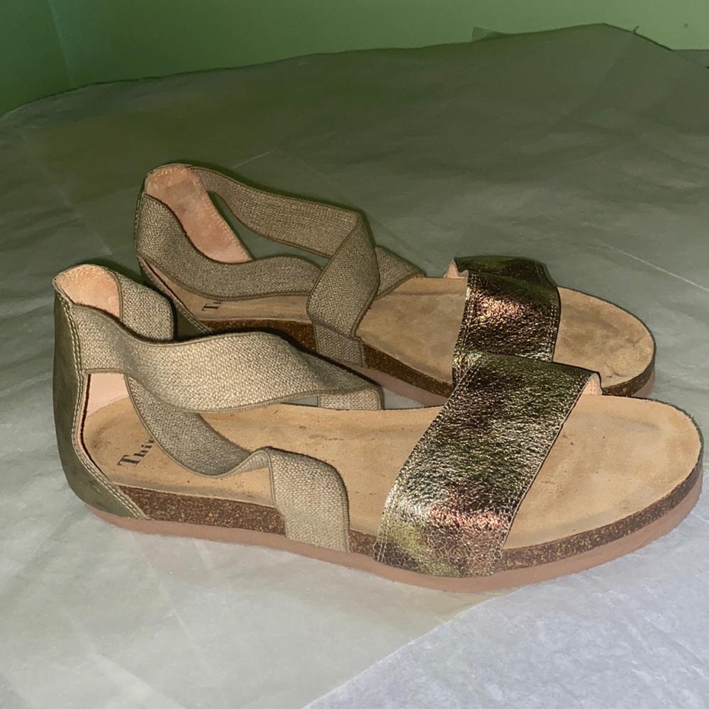 Think! Sandals - Shik, New